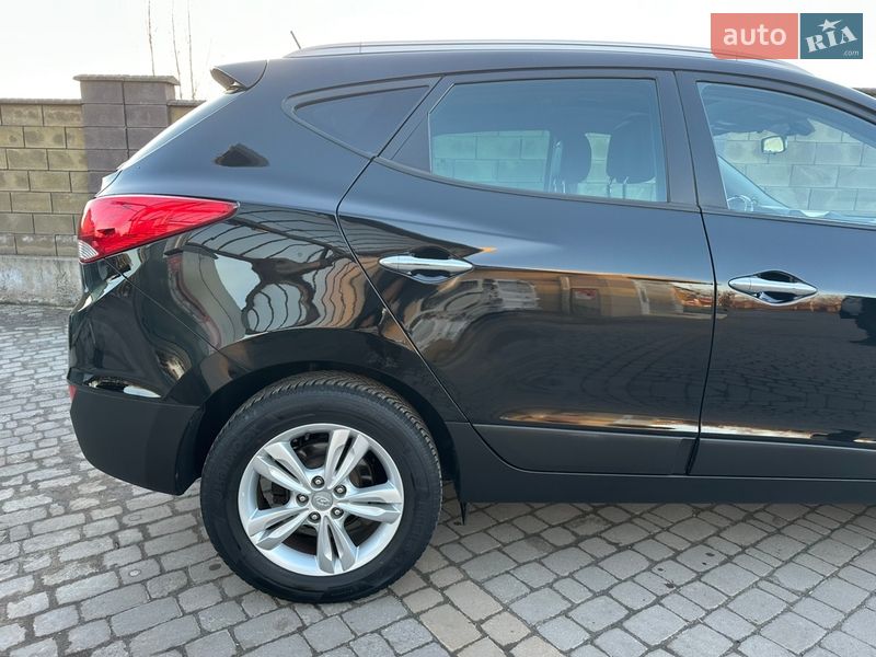 Внедорожник / Кроссовер Hyundai ix35 2012 в Дубно