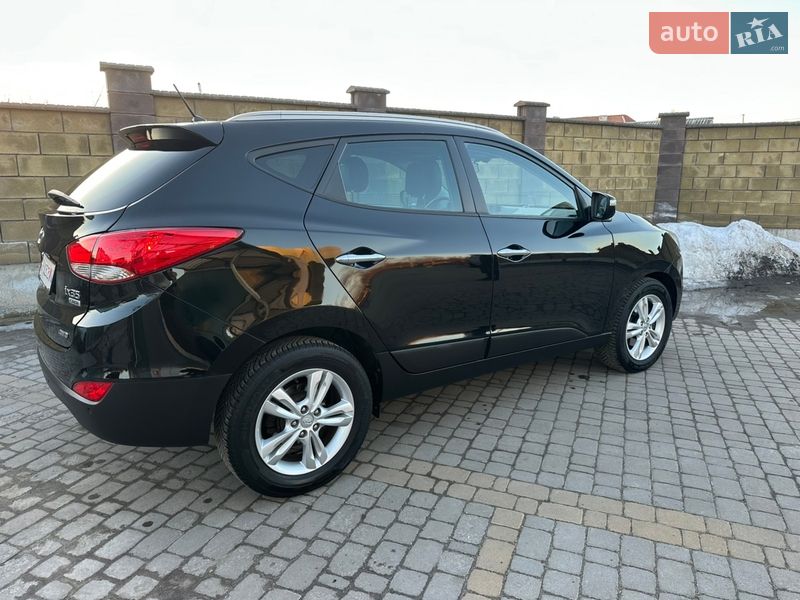 Внедорожник / Кроссовер Hyundai ix35 2012 в Дубно