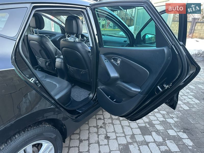 Внедорожник / Кроссовер Hyundai ix35 2012 в Дубно