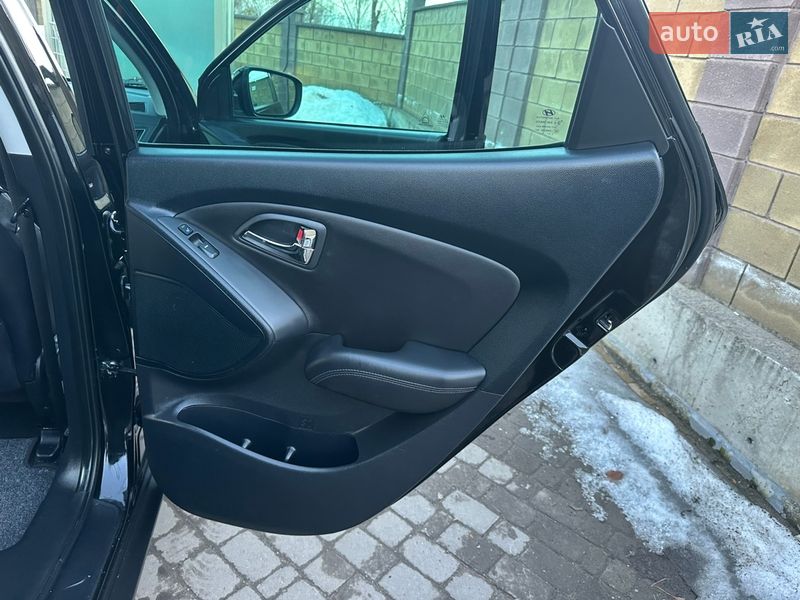 Внедорожник / Кроссовер Hyundai ix35 2012 в Дубно