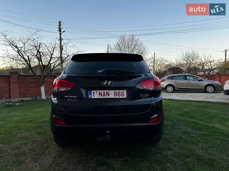 Внедорожник / Кроссовер Hyundai ix35 2011 в Ивано-Франковске