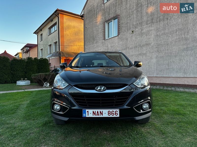 Внедорожник / Кроссовер Hyundai ix35 2011 в Ивано-Франковске