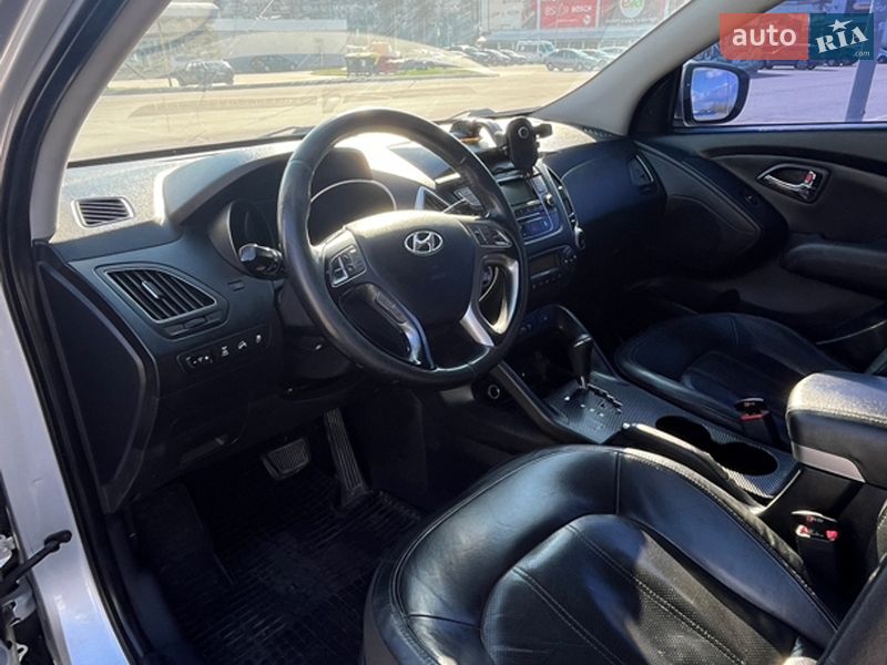 Внедорожник / Кроссовер Hyundai ix35 2011 в Харькове