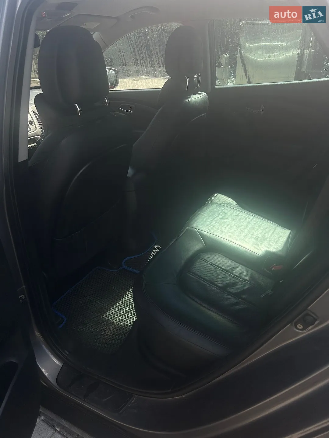 Hyundai ix35 2012 VIN TMAJU81VDCJ215684 фото оголошення 10 з 29