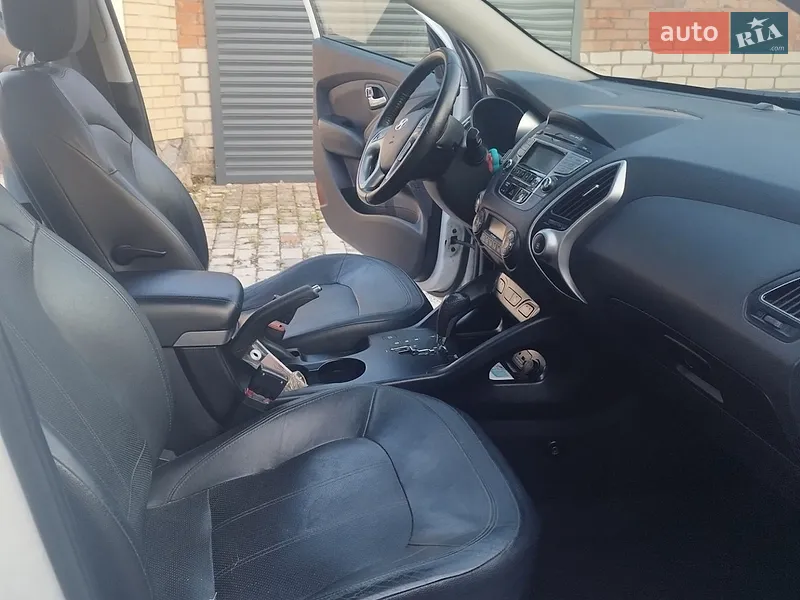 Hyundai ix35 2011 VIN TMAJU81VDCJ239494 фото оголошення 8 з 42