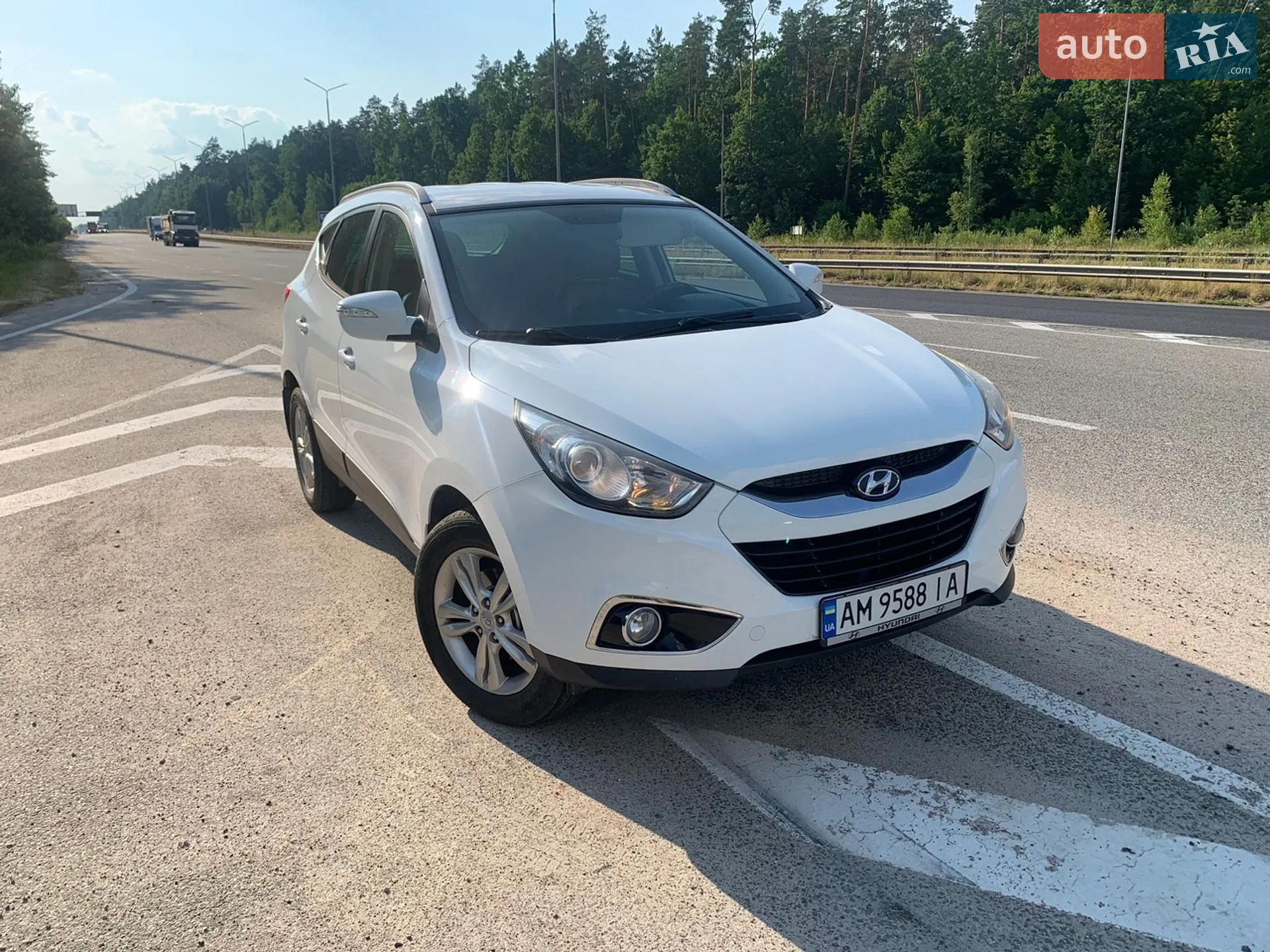 2010 Hyundai ix35 - фото 1