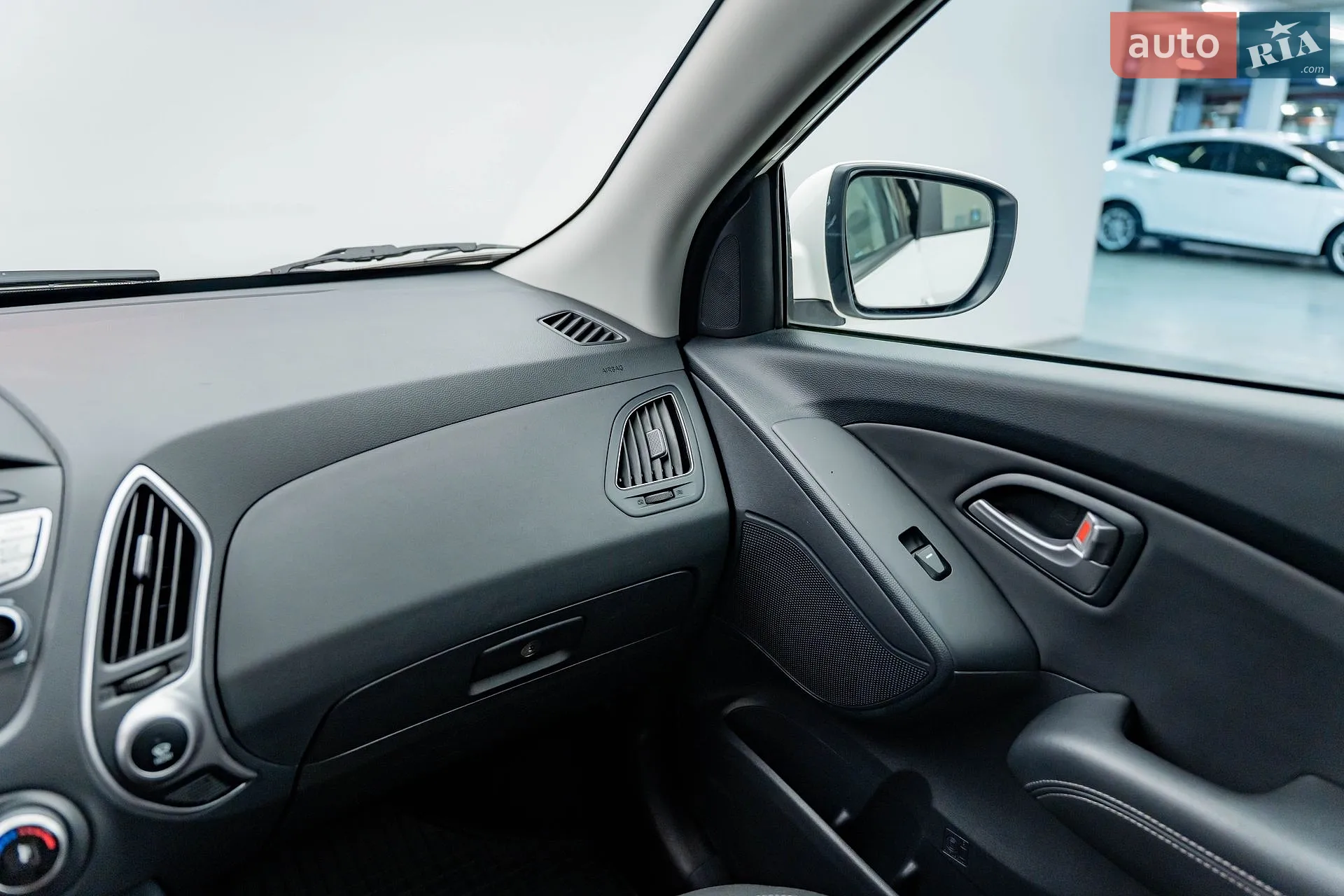 2011 Hyundai ix35 - мініатюра 11