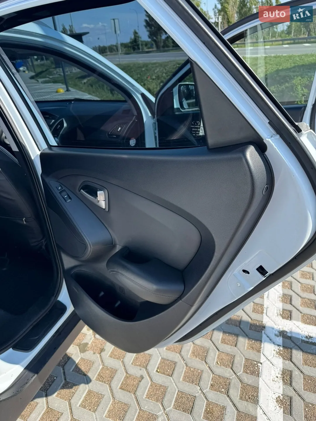 2010 Hyundai ix35 - мініатюра 17