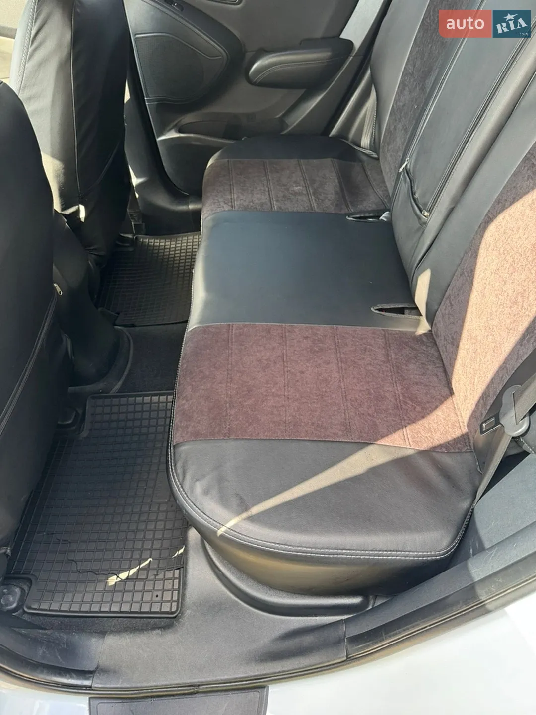 2010 Hyundai ix35 - мініатюра 39