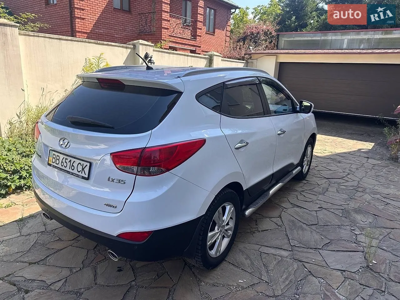 2010 Hyundai ix35 - фото 1