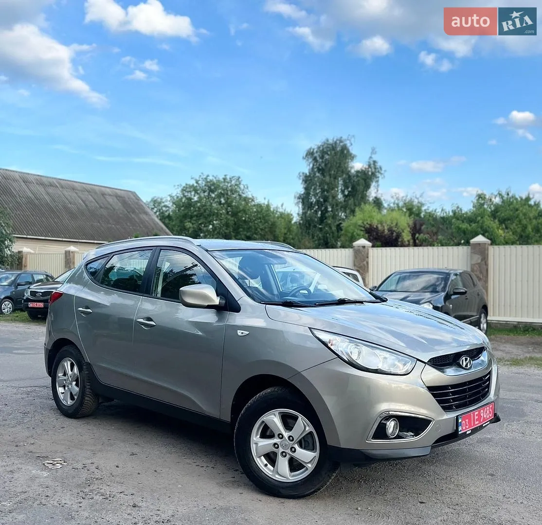 2011 Hyundai ix35 - фото 1