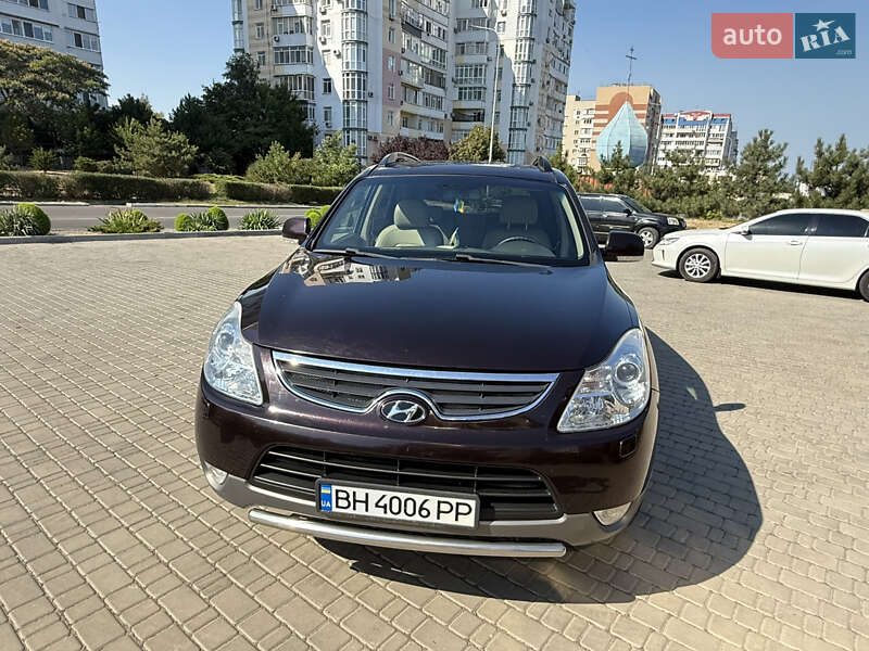 Позашляховик / Кросовер Hyundai ix55 2010 в Чорноморську