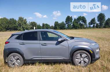 Внедорожник / Кроссовер Hyundai Kona Electric 2020 в Виннице