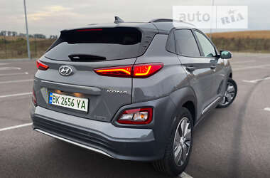 Внедорожник / Кроссовер Hyundai Kona Electric 2019 в Ровно