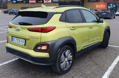 Внедорожник / Кроссовер Hyundai Kona Electric 2018 в 