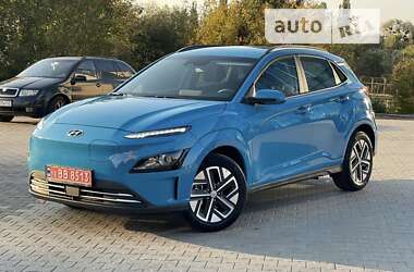Внедорожник / Кроссовер Hyundai Kona Electric 2023 в Ровно