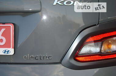 Внедорожник / Кроссовер Hyundai Kona Electric 2020 в Шепетовке