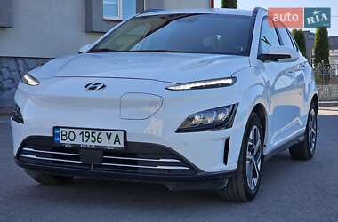 Внедорожник / Кроссовер Hyundai Kona Electric 2022 в Тернополе