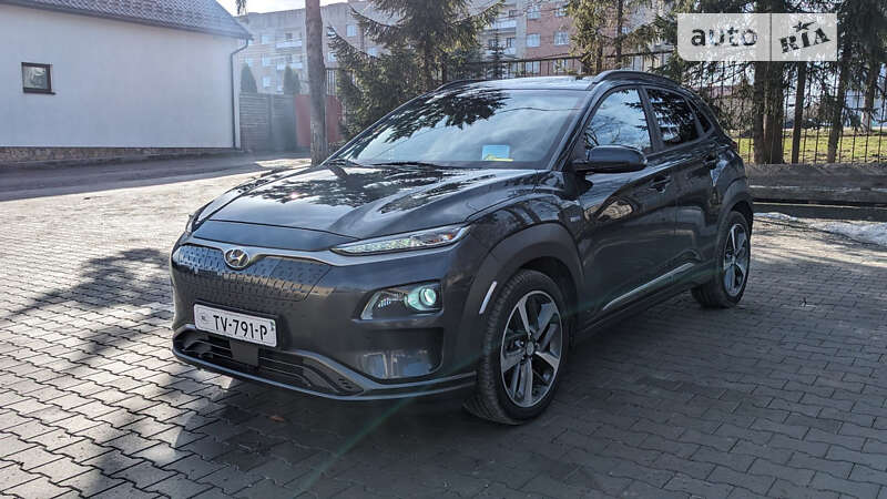 Внедорожник / Кроссовер Hyundai Kona Electric 2018 в Тернополе