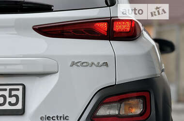 Позашляховик / Кросовер Hyundai Kona Electric 2019 в Дубні