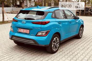 Внедорожник / Кроссовер Hyundai Kona Electric 2023 в Ровно