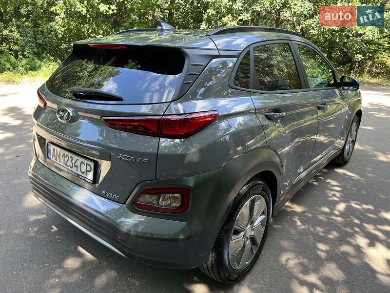 Позашляховик / Кросовер Hyundai Kona Electric 2020 в Житомирі