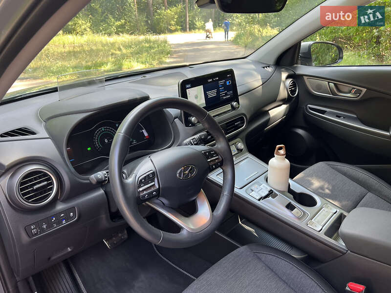 Позашляховик / Кросовер Hyundai Kona Electric 2020 в Житомирі