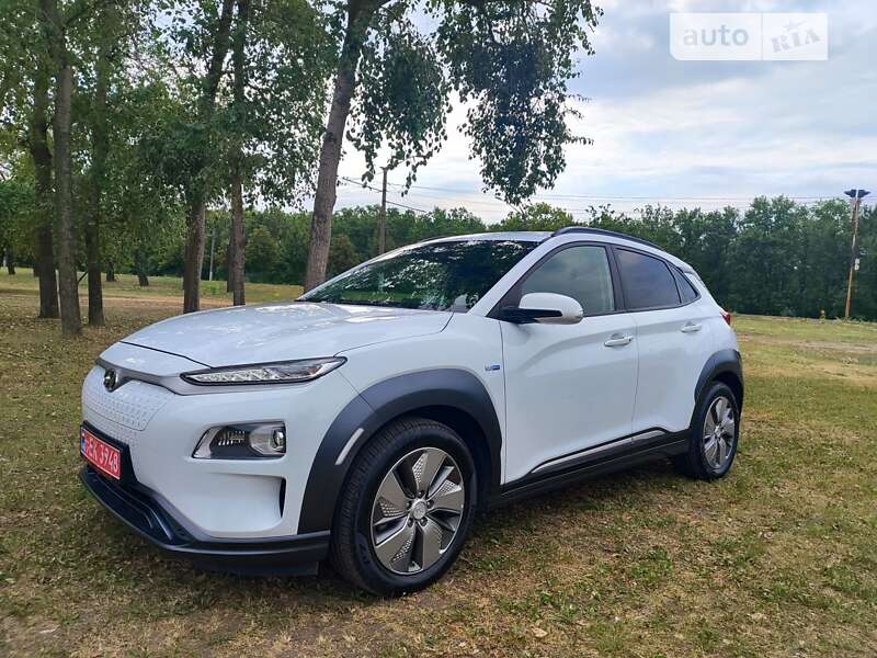 Внедорожник / Кроссовер Hyundai Kona Electric 2019 в Кривом Роге