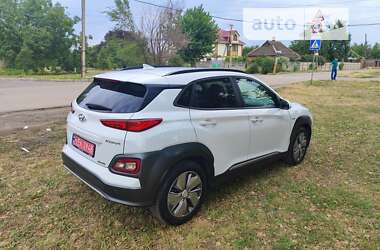 Внедорожник / Кроссовер Hyundai Kona Electric 2019 в Кривом Роге