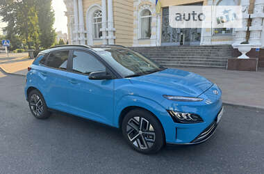 Позашляховик / Кросовер Hyundai Kona Electric 2021 в Черкасах