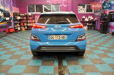 Позашляховик / Кросовер Hyundai Kona Electric 2022 в Києві