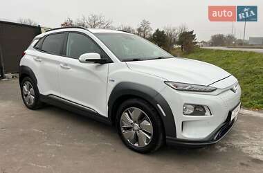 Внедорожник / Кроссовер Hyundai Kona Electric 2019 в Дубно