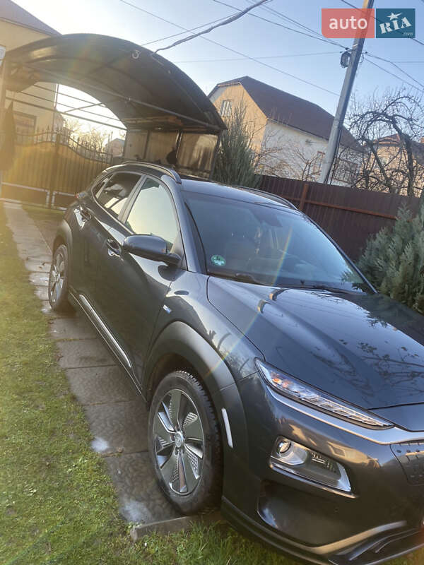 Внедорожник / Кроссовер Hyundai Kona Electric 2018 в Львове фото 3 Внедорожник / Кроссовер Hyundai Kona Electric 2018 в Львове