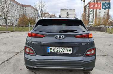 Позашляховик / Кросовер Hyundai Kona Electric 2018 в 