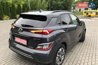 Внедорожник / Кроссовер Hyundai Kona Electric 2022 в Ровно