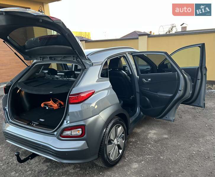 Позашляховик / Кросовер Hyundai Kona Electric 2019 в Львові