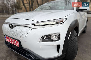 Позашляховик / Кросовер Hyundai Kona Electric 2019 в Миколаєві