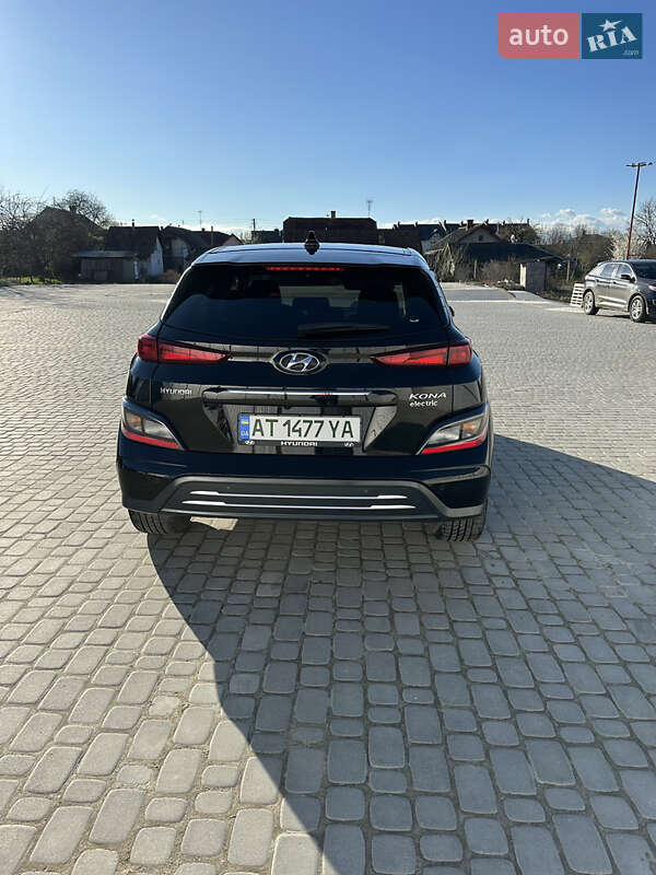 Позашляховик / Кросовер Hyundai Kona Electric 2022 в Коломиї