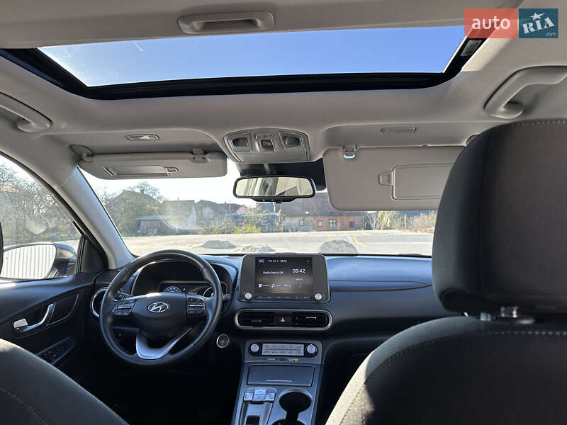 Позашляховик / Кросовер Hyundai Kona Electric 2022 в Коломиї