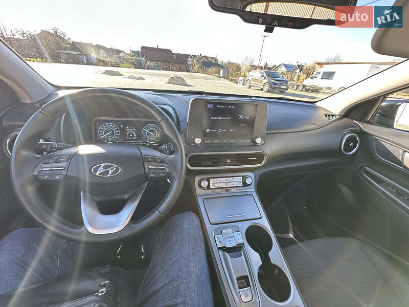 Позашляховик / Кросовер Hyundai Kona Electric 2022 в Коломиї