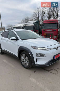 Внедорожник / Кроссовер Hyundai Kona Electric 2020 в Ровно