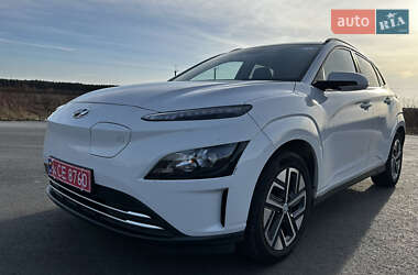 Внедорожник / Кроссовер Hyundai Kona Electric 2021 в Киеве