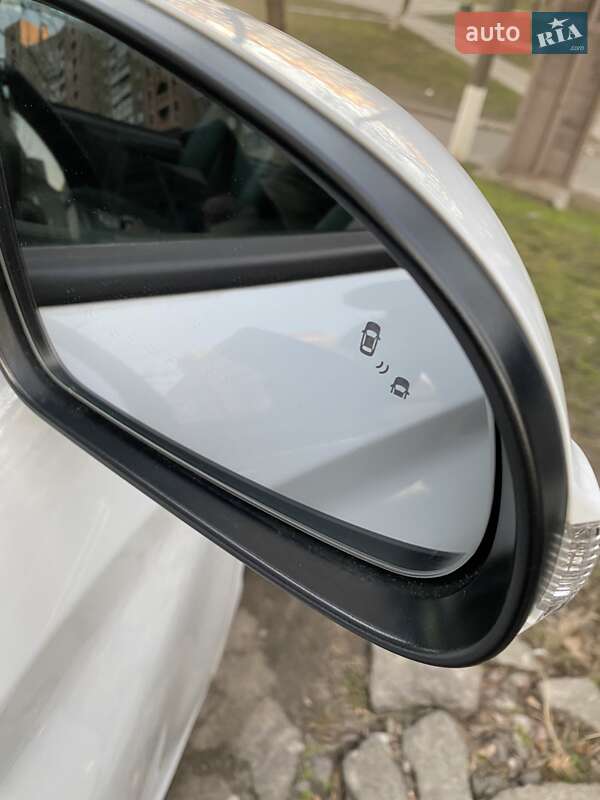 Внедорожник / Кроссовер Hyundai Kona Electric 2019 в Киеве