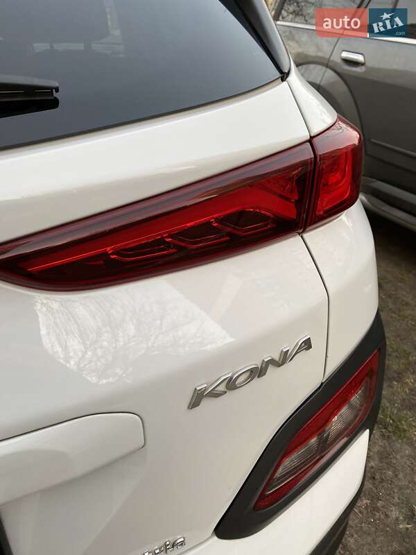 Внедорожник / Кроссовер Hyundai Kona Electric 2019 в Киеве