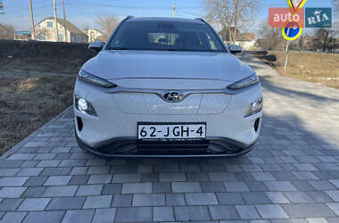 Внедорожник / Кроссовер Hyundai Kona Electric 2019 в 