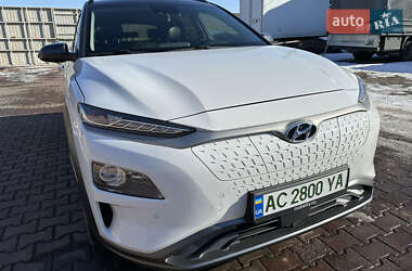 Внедорожник / Кроссовер Hyundai Kona Electric 2018 в 
