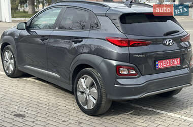 Внедорожник / Кроссовер Hyundai Kona Electric 2020 в 