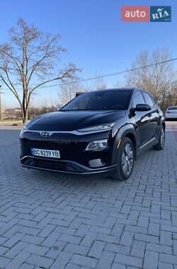 Внедорожник / Кроссовер Hyundai Kona Electric 2018 в 