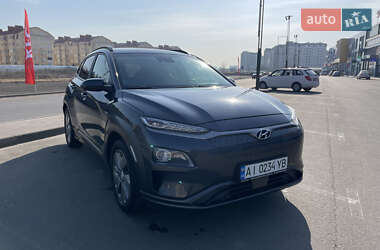 Внедорожник / Кроссовер Hyundai Kona Electric 2020 в Киеве