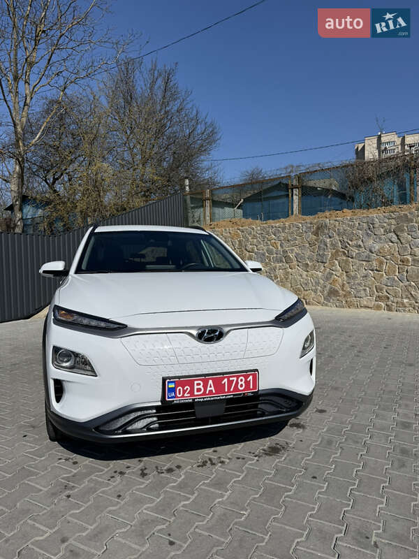 Внедорожник / Кроссовер Hyundai Kona Electric 2020 в Виннице